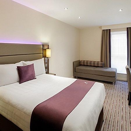 Premier Inn London Wimbledon South Exteriér fotografie