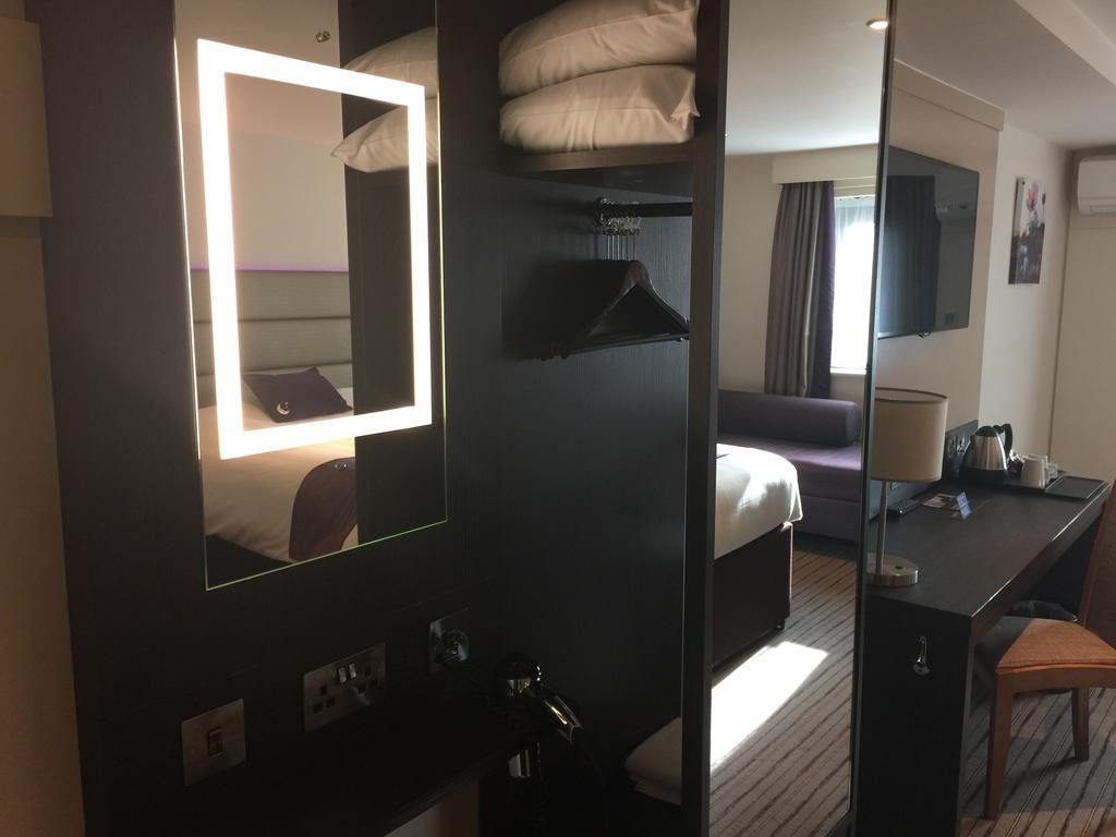Premier Inn London Wimbledon South Pokoj fotografie