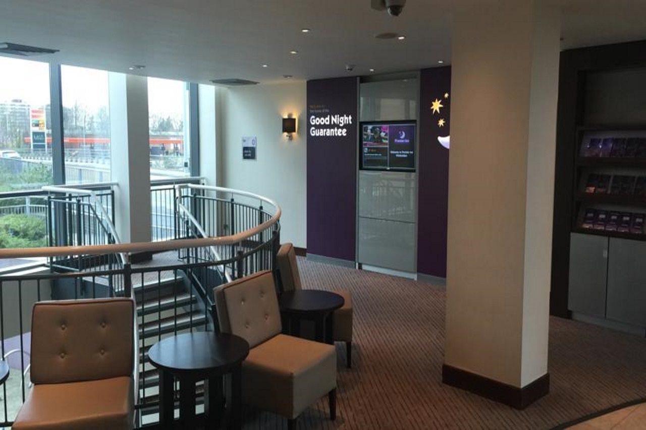Premier Inn London Wimbledon South Exteriér fotografie