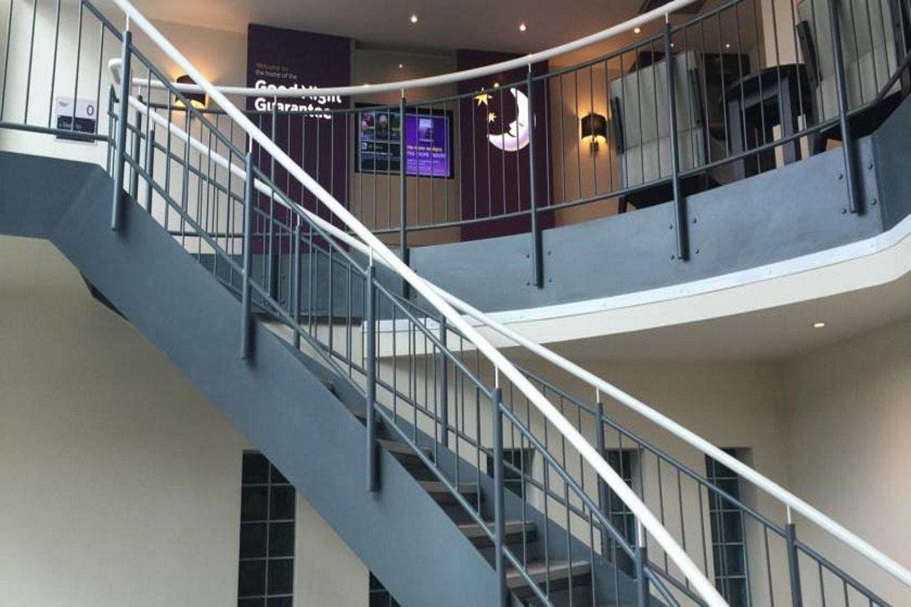 Premier Inn London Wimbledon South Exteriér fotografie